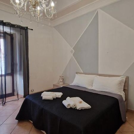 The Crazy House Apartman Catania-Fontanarossai nemzetközi repülőtér Kültér fotó